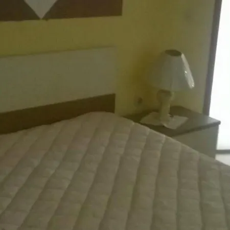 Roksy Apartman Supetar